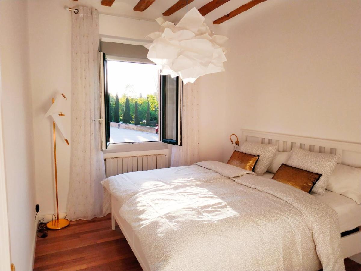 Lux Wood Loft With Air Con & Lift Apartment Logrono Luaran gambar