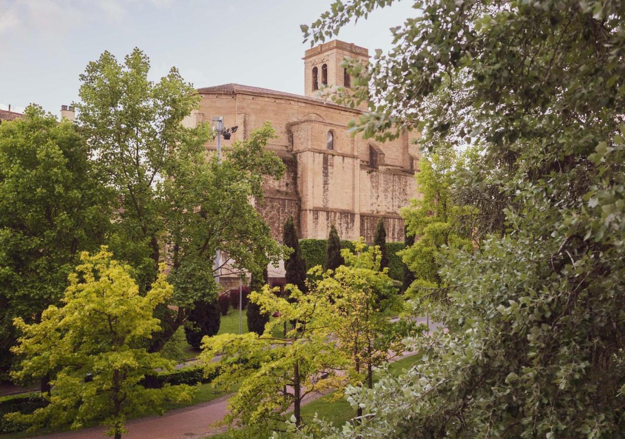 Lux Wood Loft With Air Con & Lift Apartment Logrono Luaran gambar
