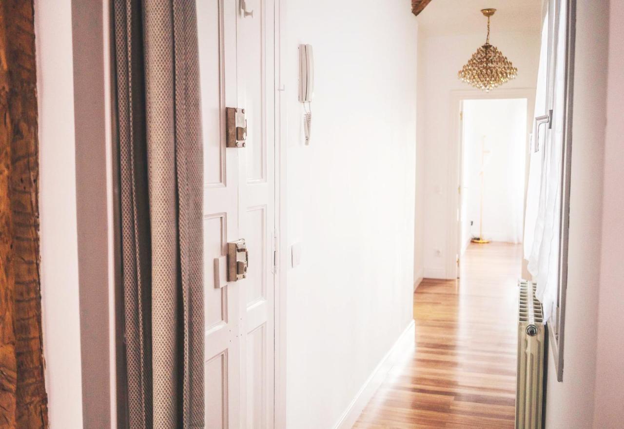 Lux Wood Loft With Air Con & Lift Apartment Logrono Luaran gambar